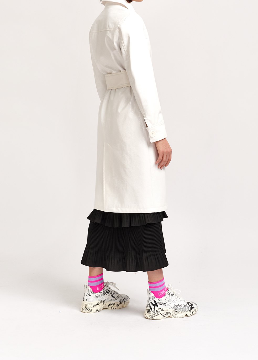 Imperméable en simili cuir verni blanc cassé RE—SSENTIEL seconde main photo 4