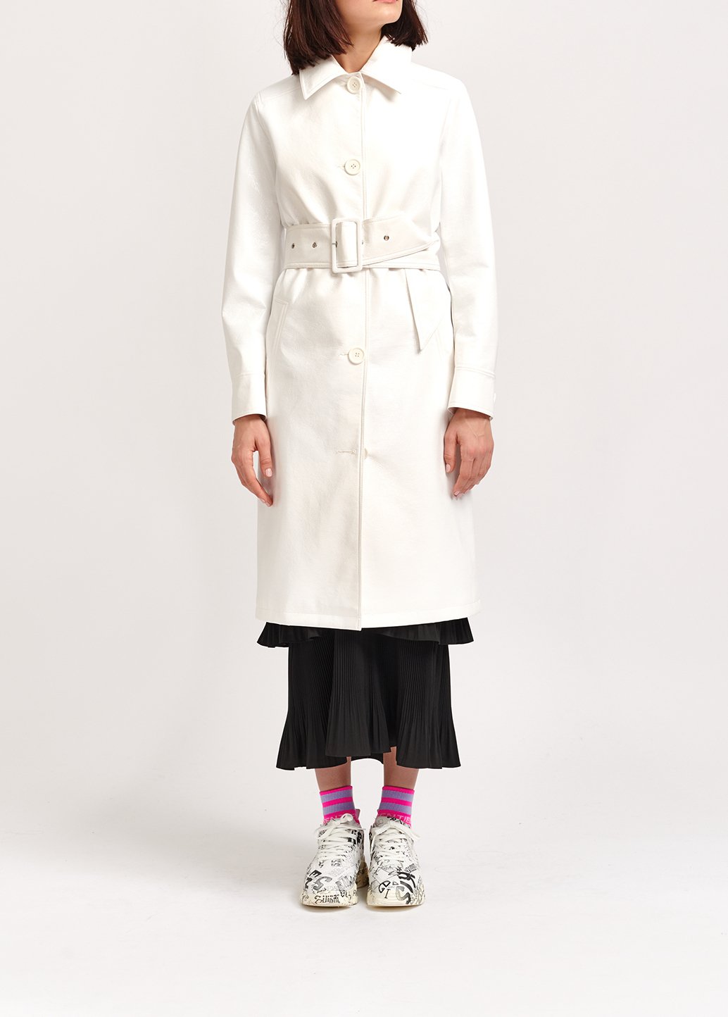 Imperméable en simili cuir verni blanc cassé RE—SSENTIEL seconde main photo 7