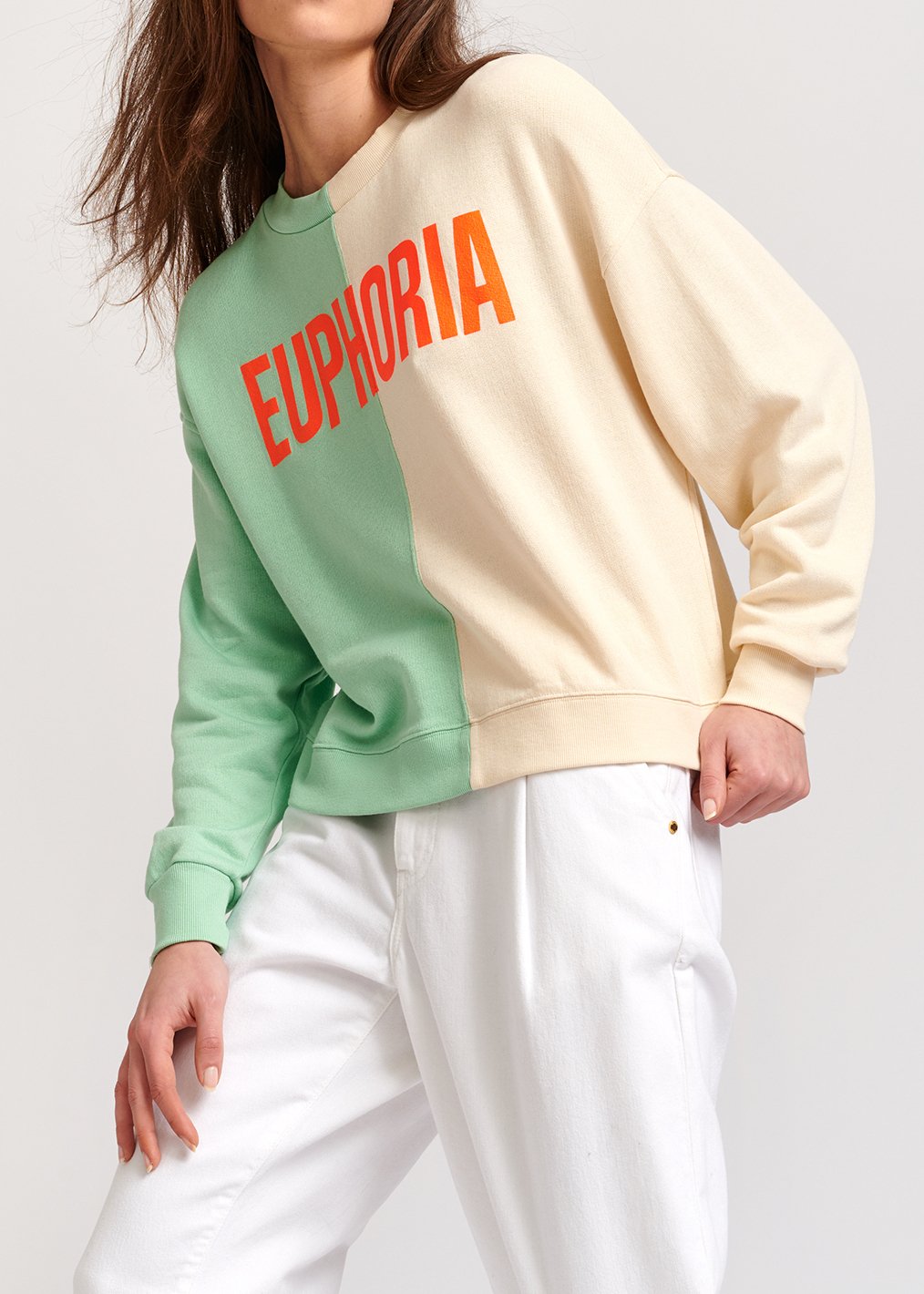 Sweatshirt 'euphoria' vert menthe et beige RE—SSENTIEL seconde main photo 6