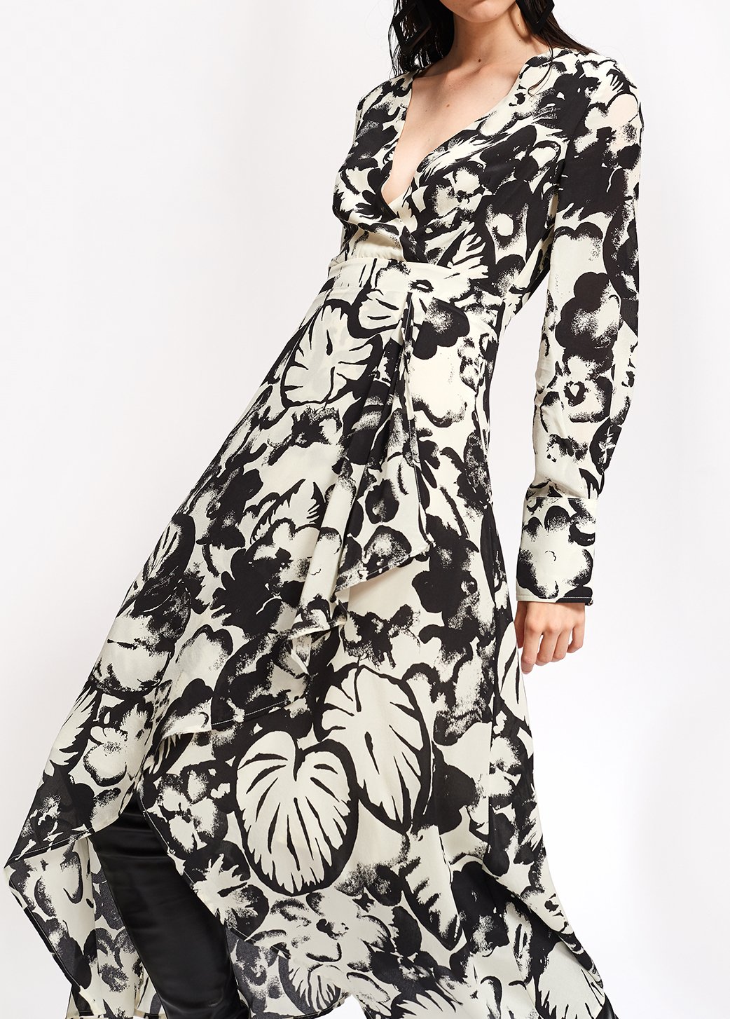 Gebroken witte zijden midi-jurk met botanische print RE—SSENTIEL tweedehands photo 3