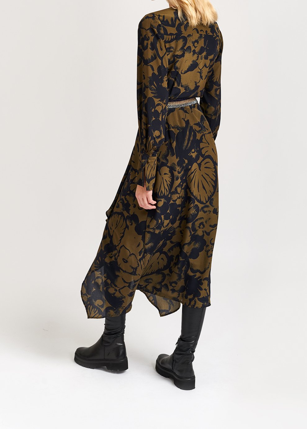 Marineblauwe zijden midi-jurk met botanische print RE—SSENTIEL tweedehands photo 5