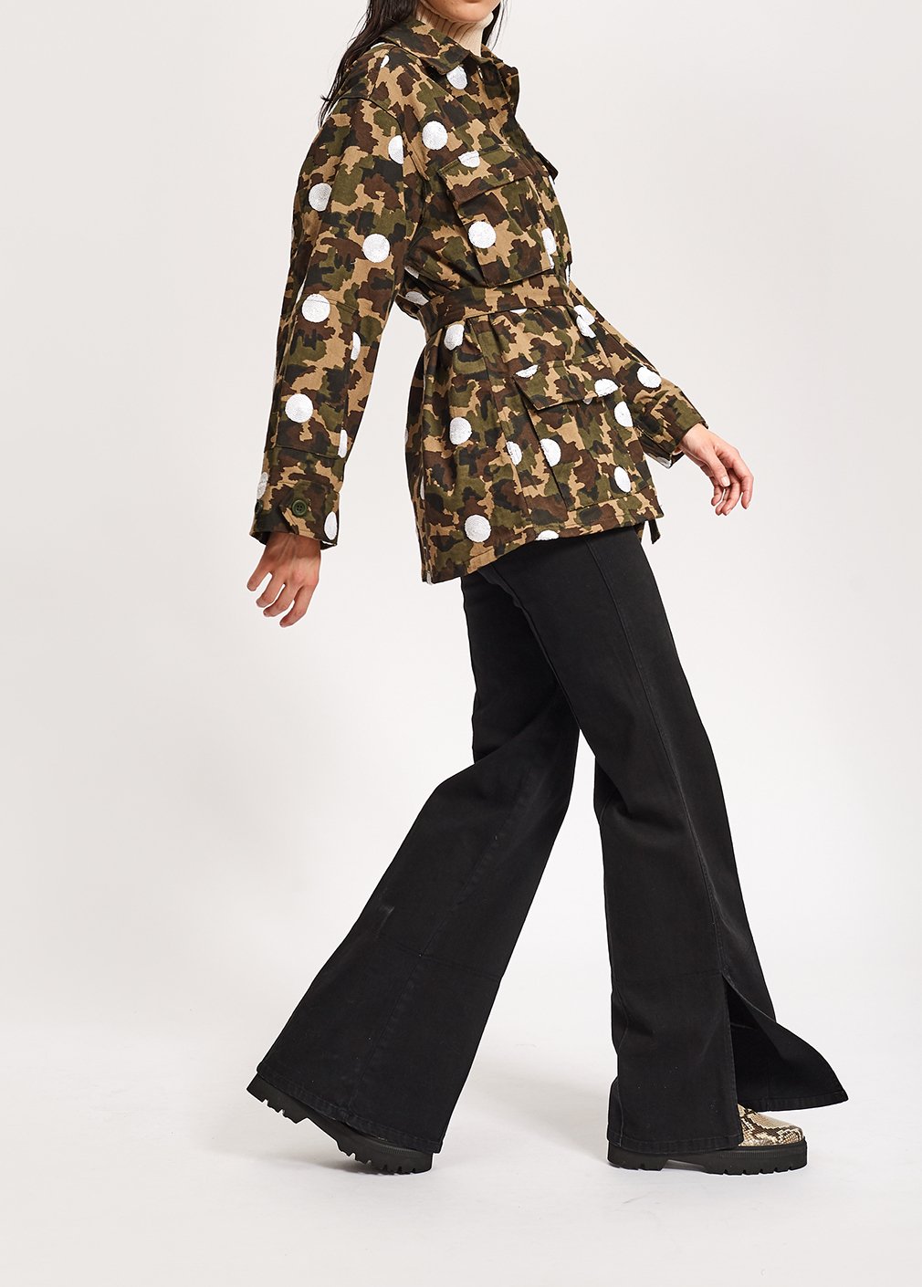 Camouflage-print cotton jacket with white sequin polka dots RE—SSENTIEL second-hand photo 3