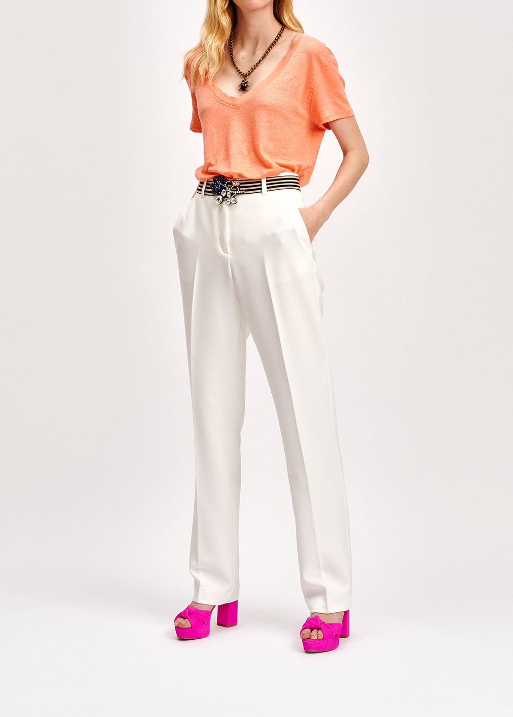 Pantalon blanc cassé aux jambes droites RE—SSENTIEL seconde main photo 5