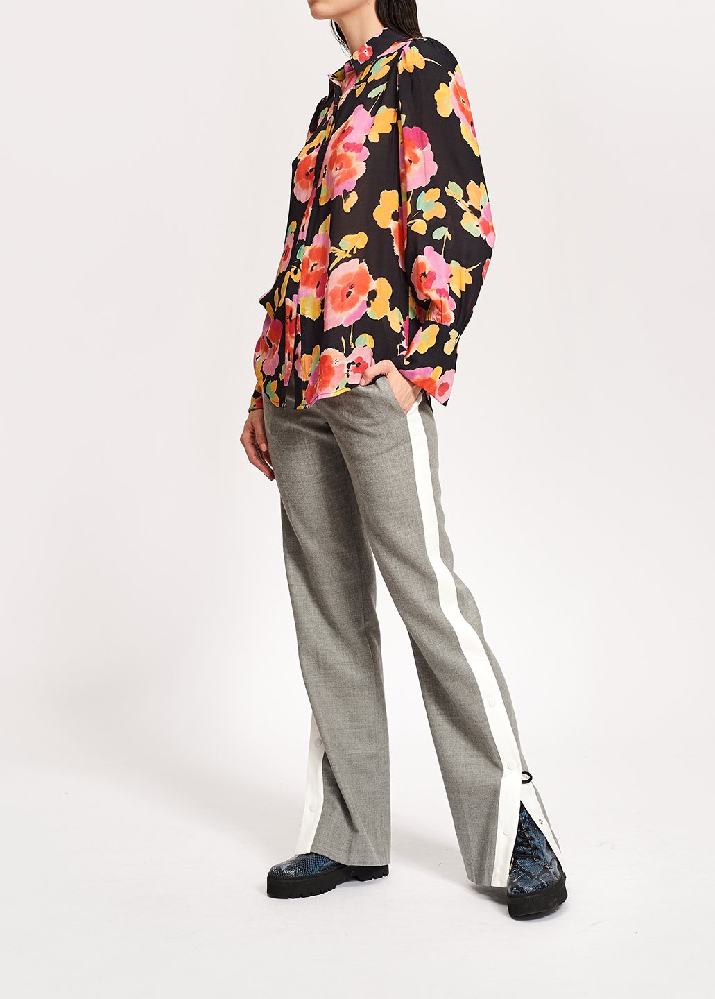 Chemise noire à  imprimé floral RE—SSENTIEL seconde main photo 4