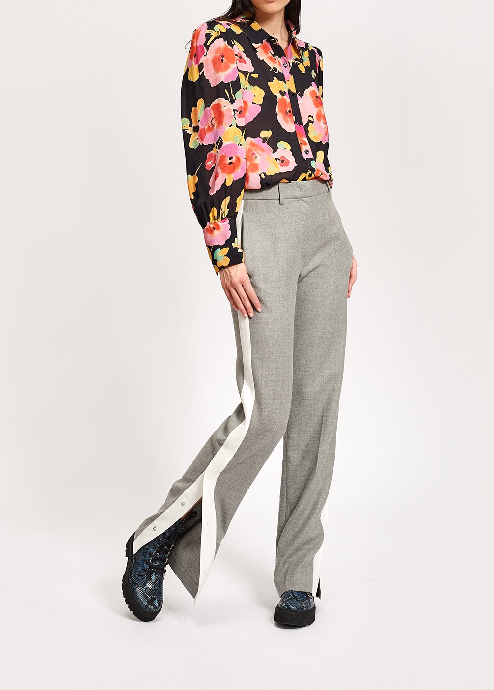 Chemise noire à  imprimé floral RE—SSENTIEL seconde main photo 6