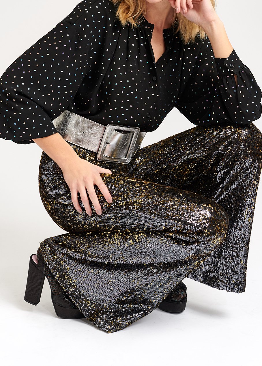 Zwarte blouse met knoopjes en holografische stippen RE—SSENTIEL tweedehands photo 3