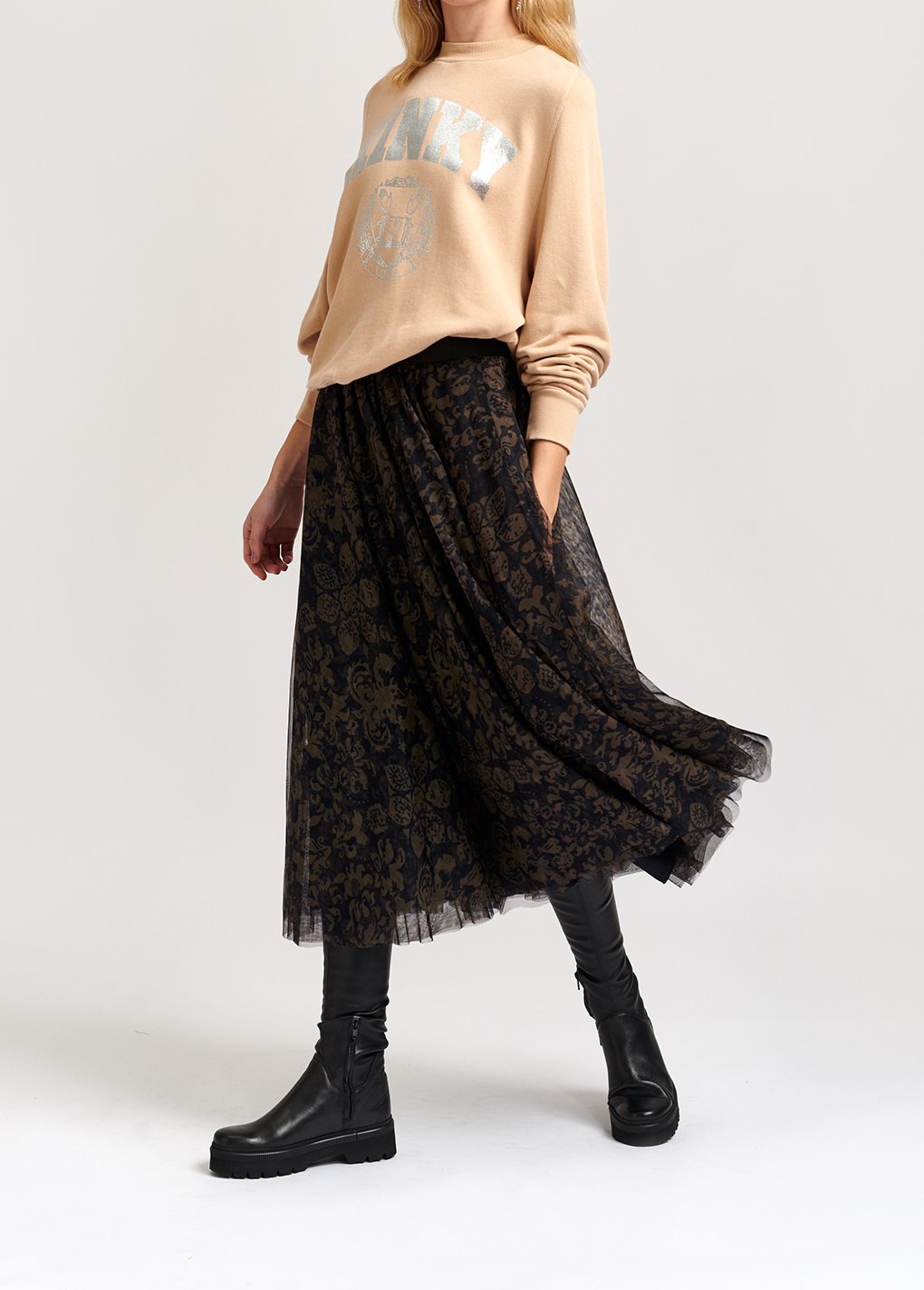 Jupe midi tulle noire et vert kaki à  imprimé brocart RE—SSENTIEL seconde main photo 3