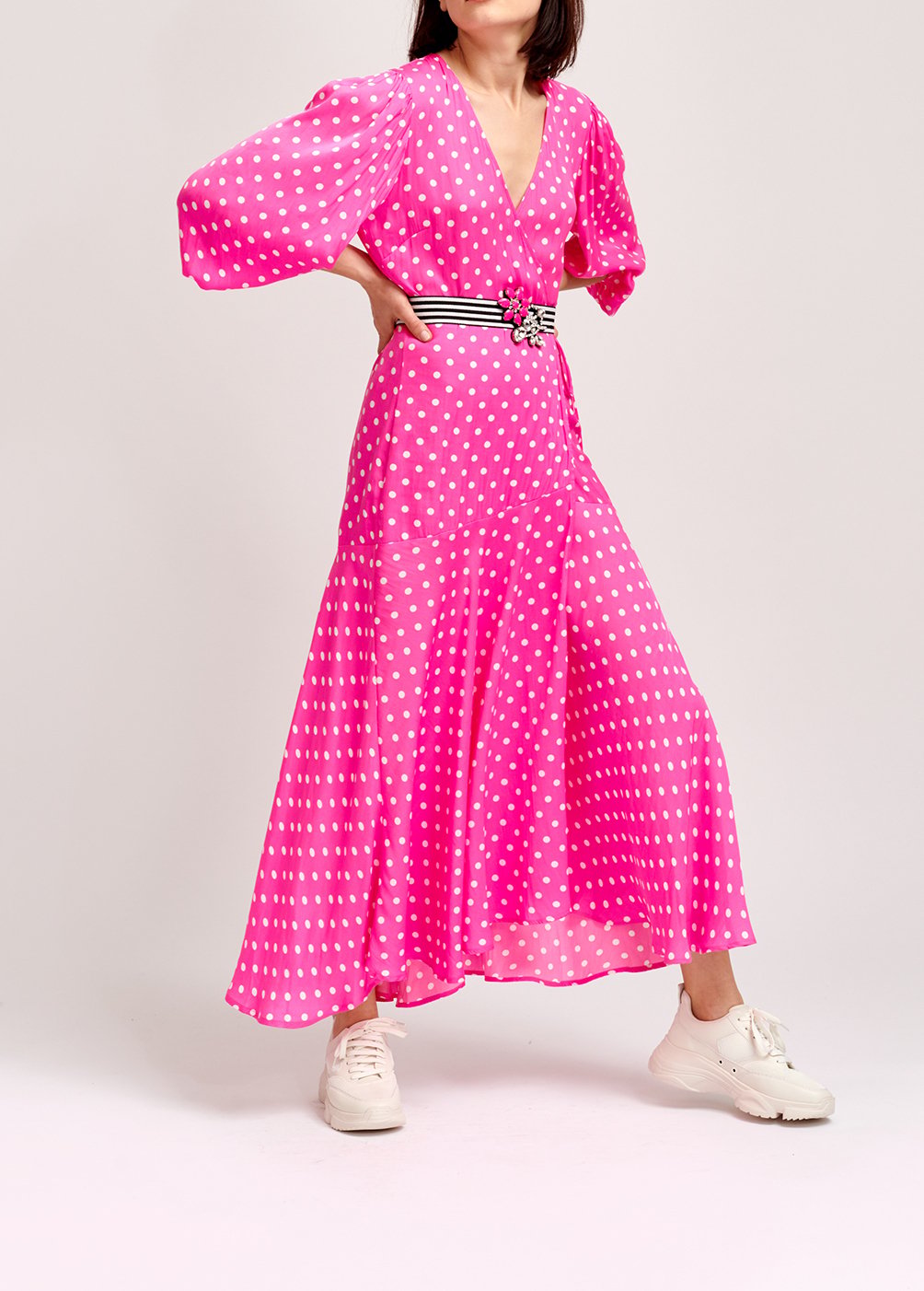 Neonroze maxiwikkeljurk met stippen RE—SSENTIEL tweedehands photo 4