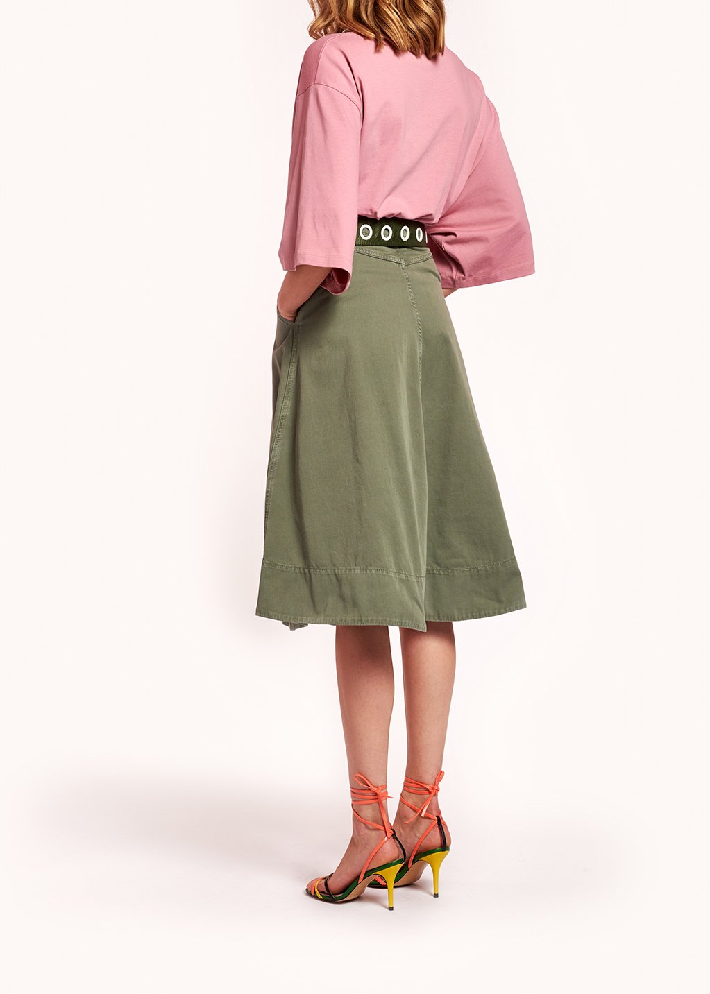 Kakigroene midirok met plooien RE—SSENTIEL tweedehands photo 3