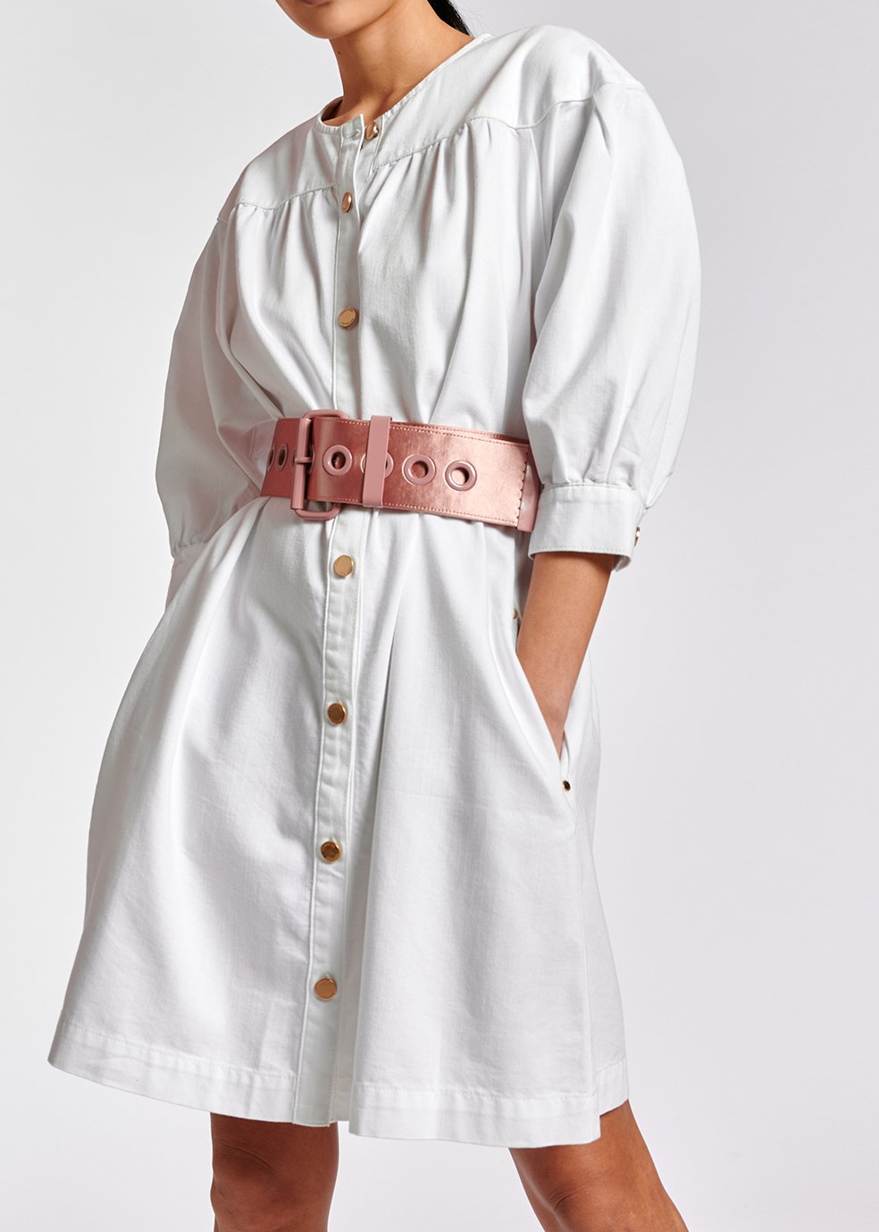 Mini robe jean blanche RE—SSENTIEL seconde main photo 3