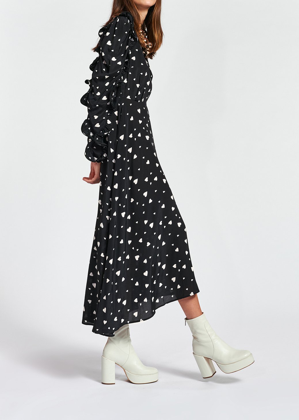 Robe maxi noire à  coeurs avec manches à  ruches RE—SSENTIEL seconde main photo 7