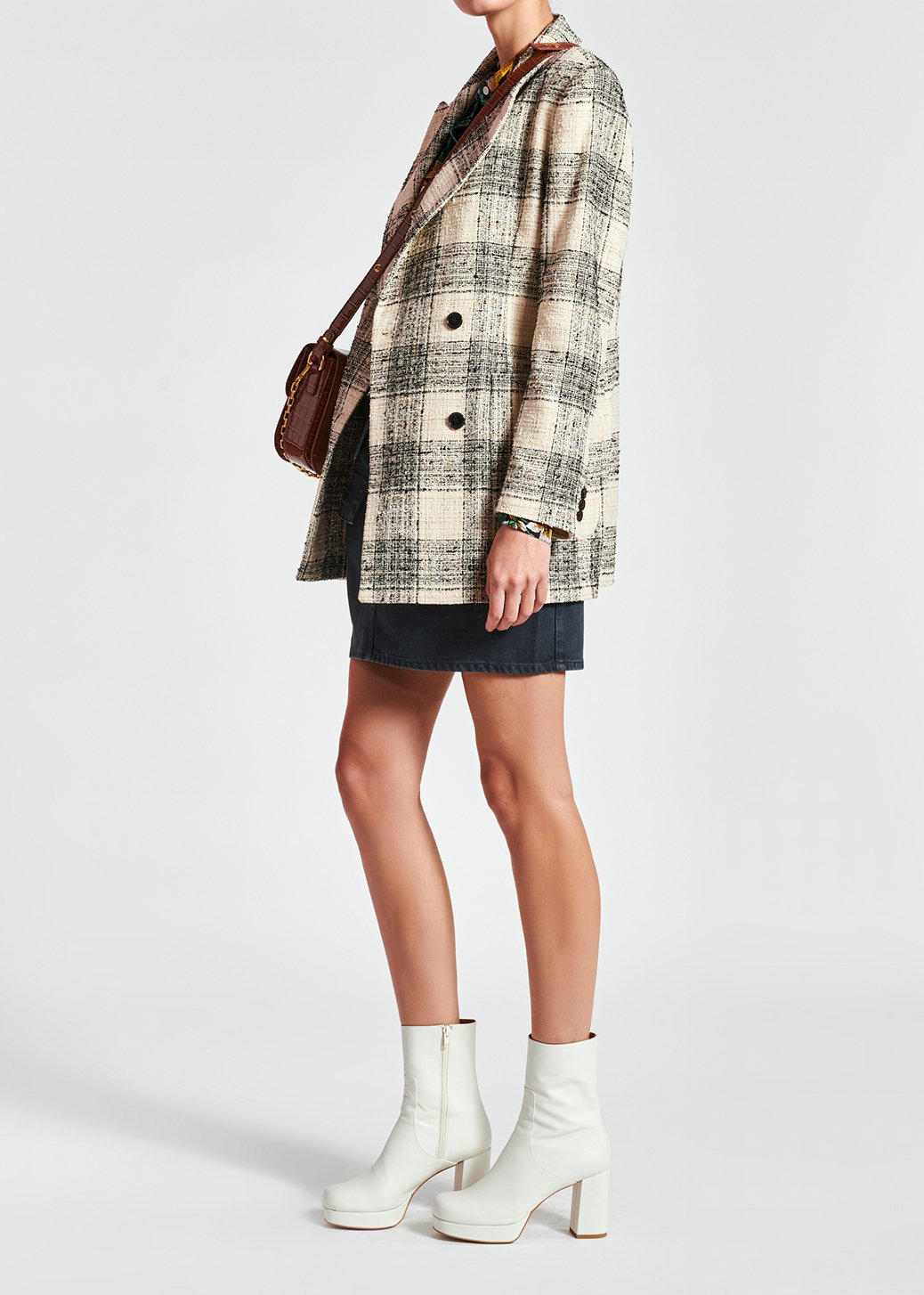 Gebroken witte blazer in geruit tweed RE—SSENTIEL tweedehands photo 6