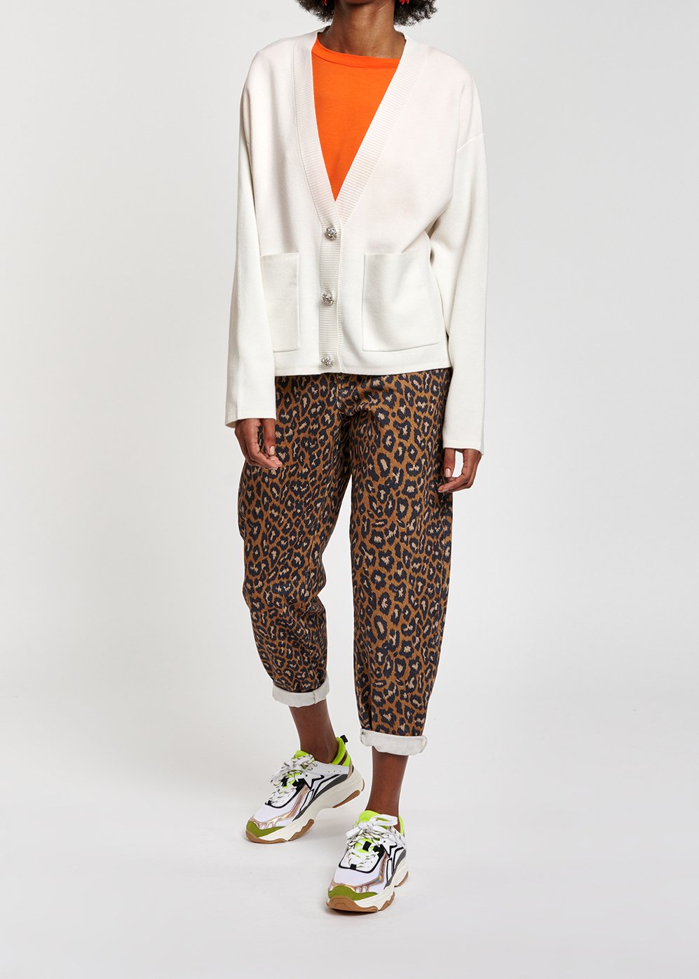 Gebroken witte cardigan met strasknopen RE—SSENTIEL tweedehands photo 5