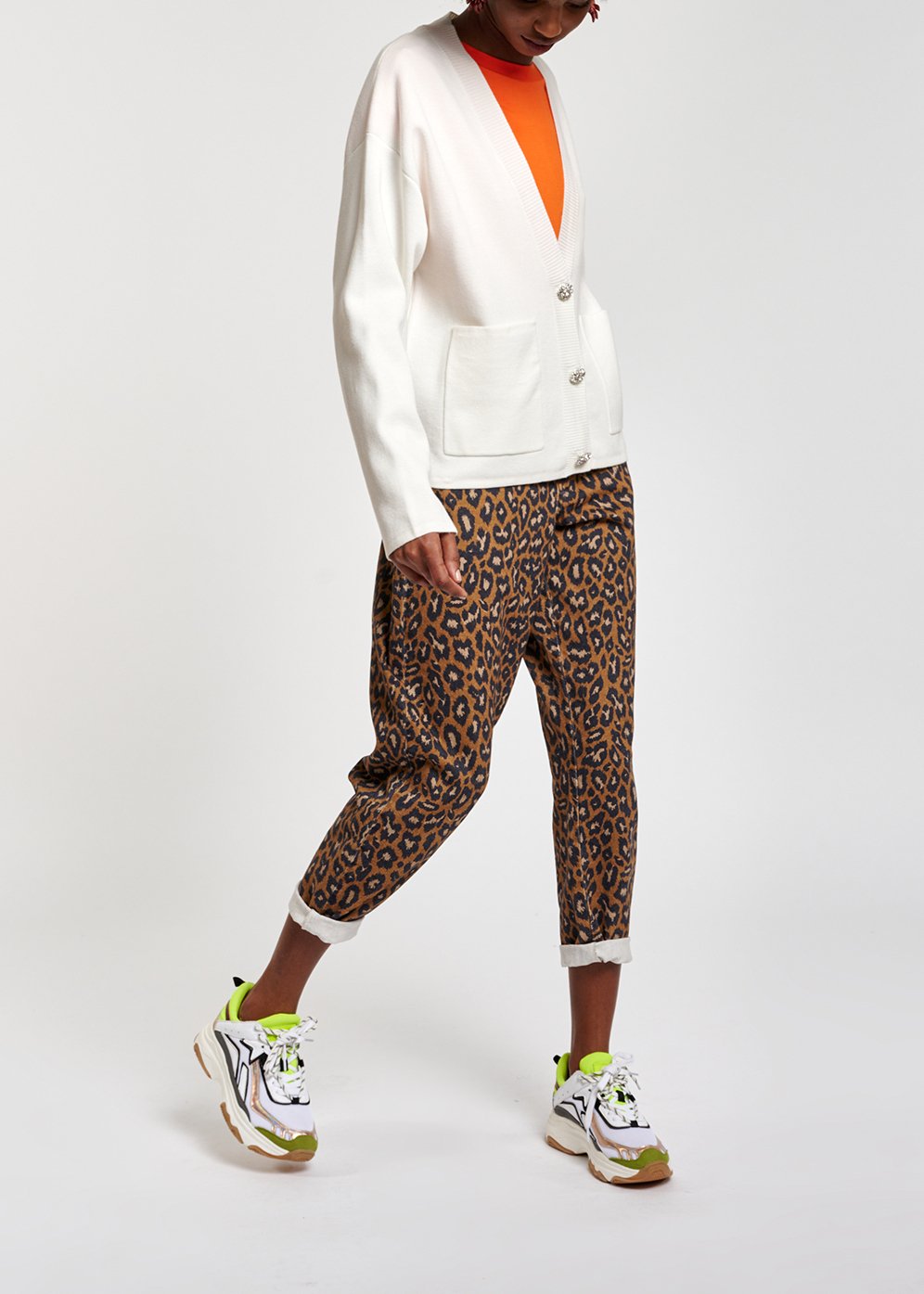 Gebroken witte cardigan met strasknopen RE—SSENTIEL tweedehands photo 6