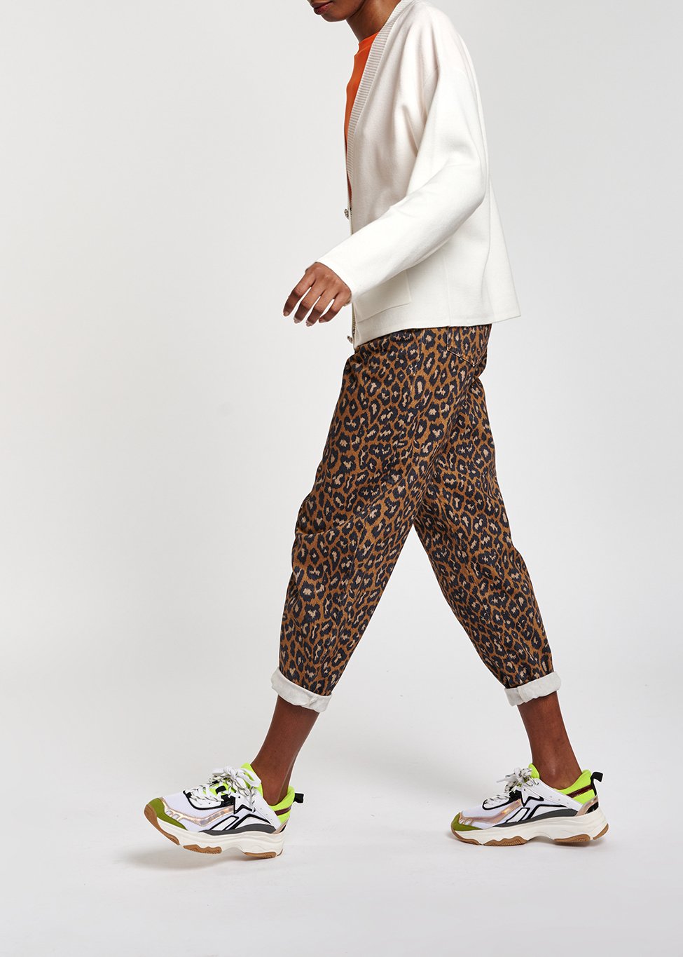 Gebroken witte cardigan met strasknopen RE—SSENTIEL tweedehands photo 7