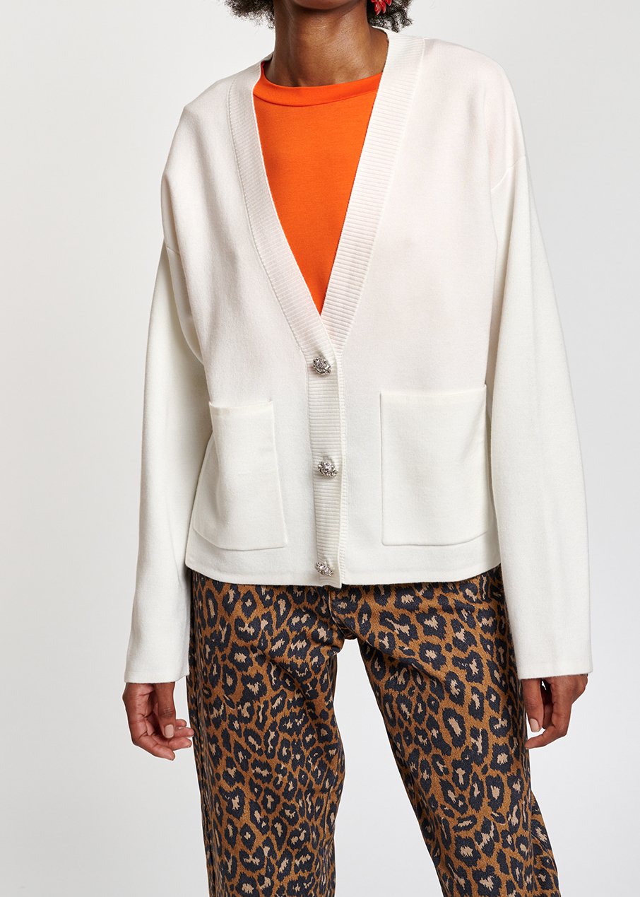 Gebroken witte cardigan met strasknopen RE—SSENTIEL tweedehands photo 8