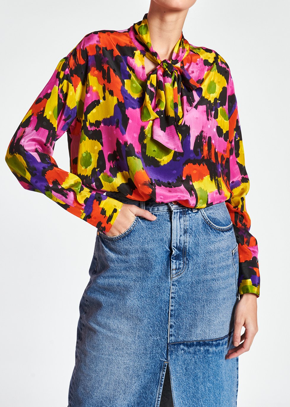 Colorful silk shirt with pussy-bow collar RE—SSENTIEL second-hand photo 8