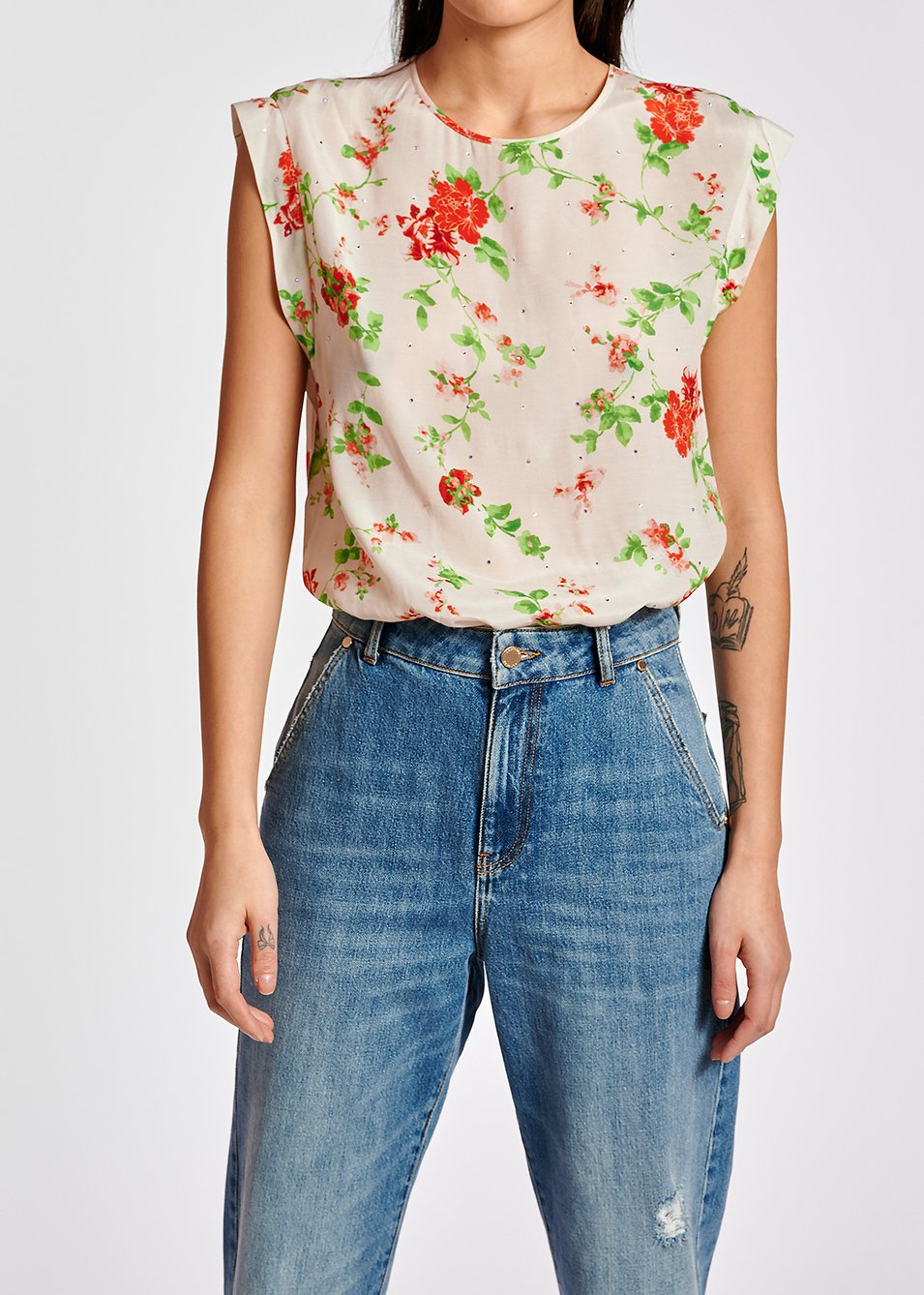 Top blanc cassé à  fleurs avec strass RE—SSENTIEL seconde main photo 5