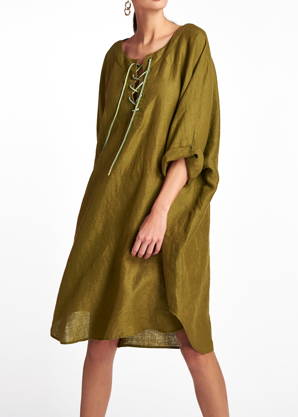 Robe oversize en lin kaki RE—SSENTIEL seconde main photo 4