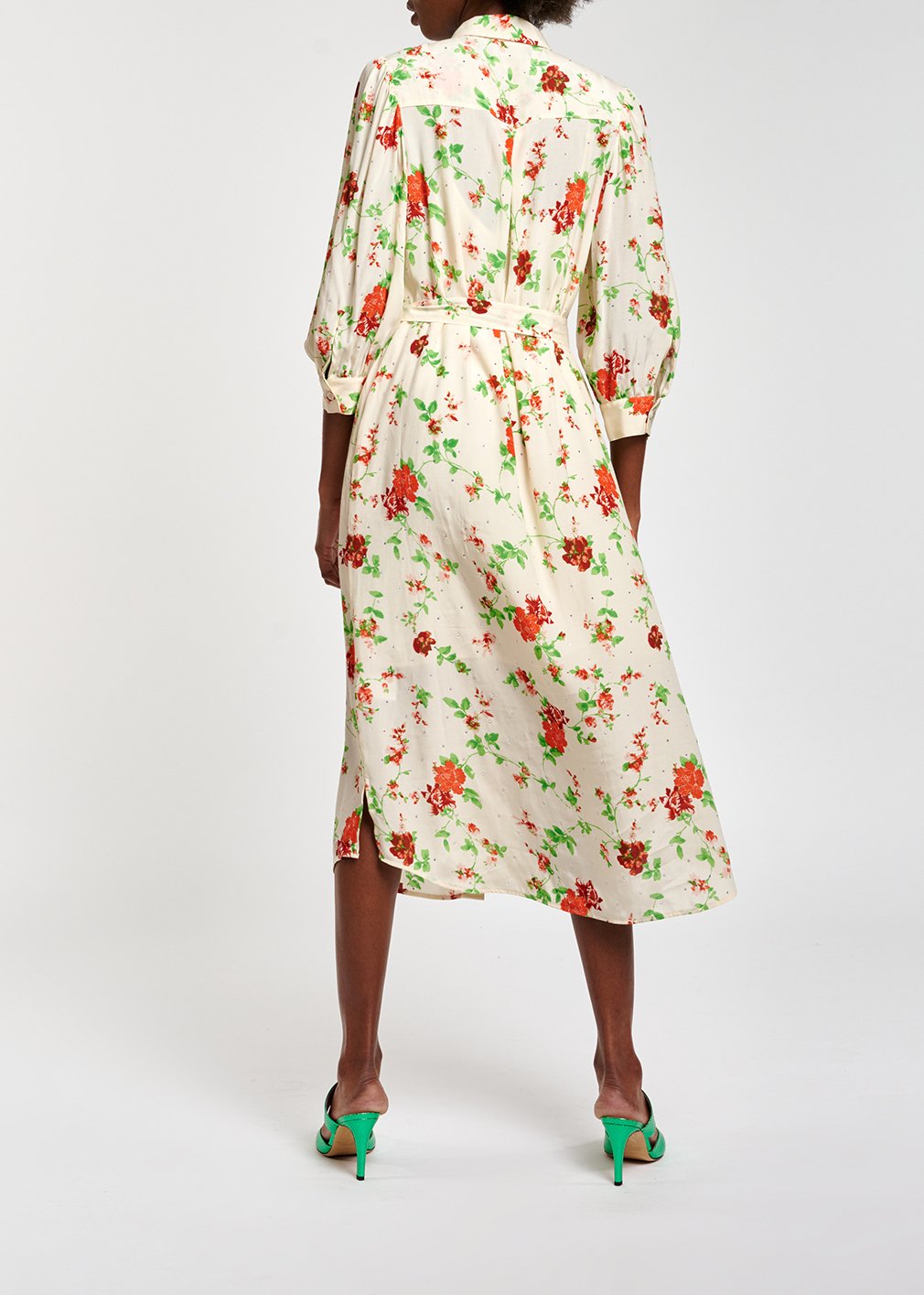 Robe chemise blanc cassé à  imprimé fleuri RE—SSENTIEL seconde main photo 4