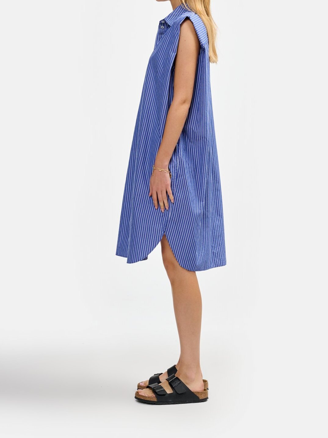 ROBE GRAVITY Bellerose seconde main photo 6