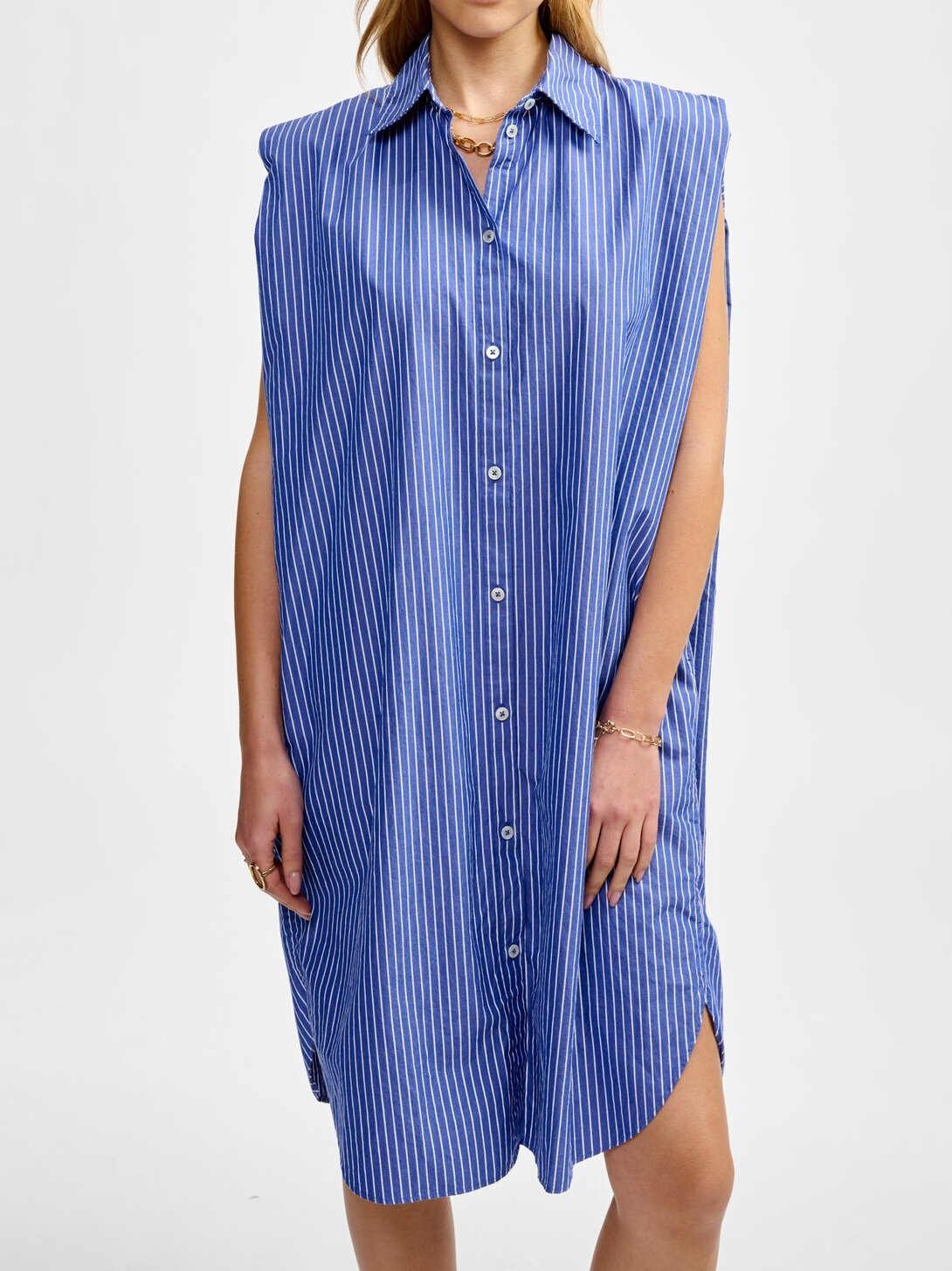 ROBE GRAVITY Bellerose seconde main photo 4
