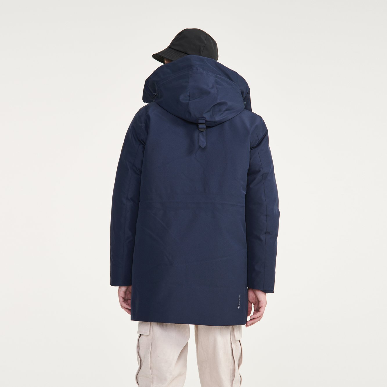 Parka longue GORE-TEX à capuche avec matelassage en duvets et plumes  Homme Aigle seconde main photo 6