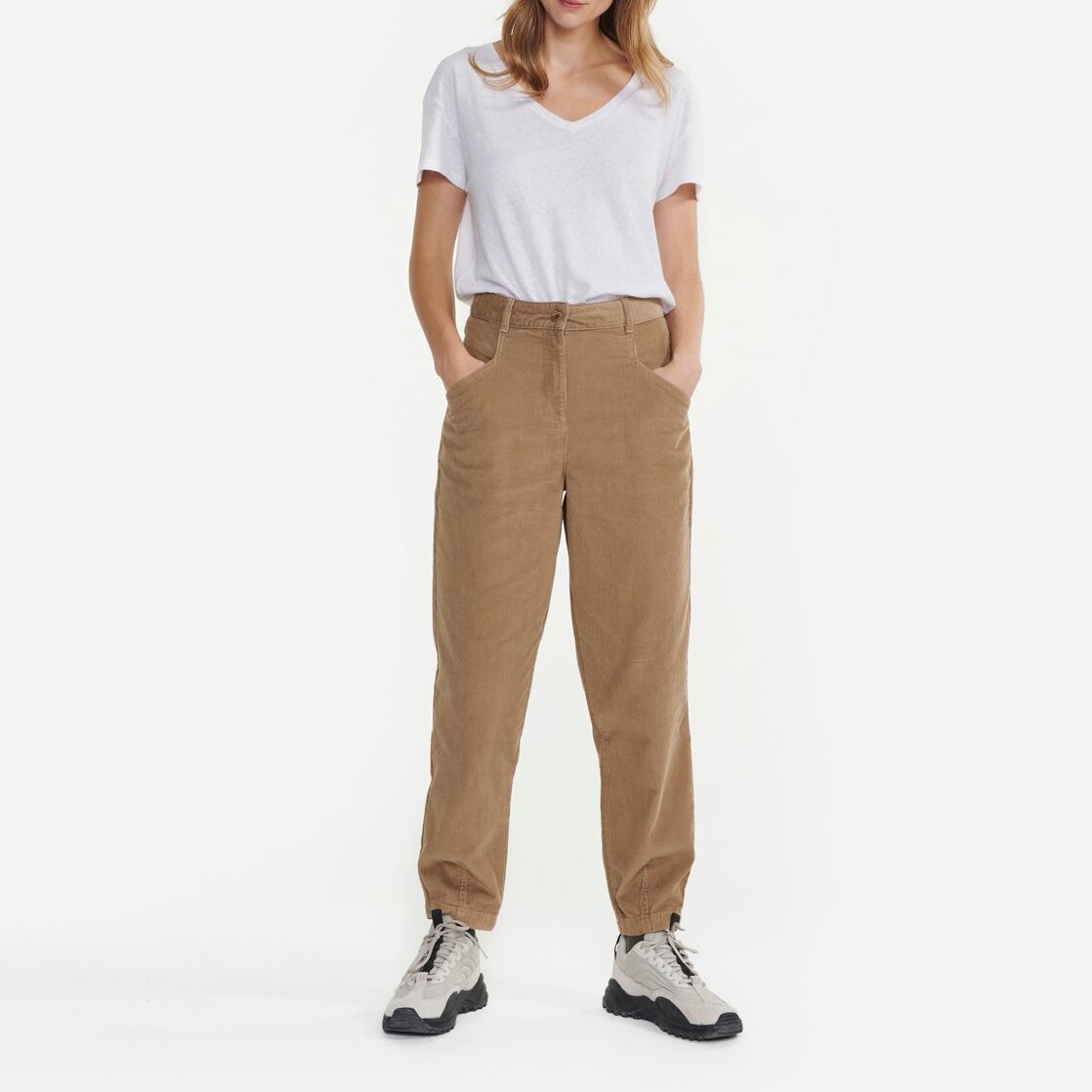 Pantalon en velours côtelé  Femme Aigle seconde main photo 3