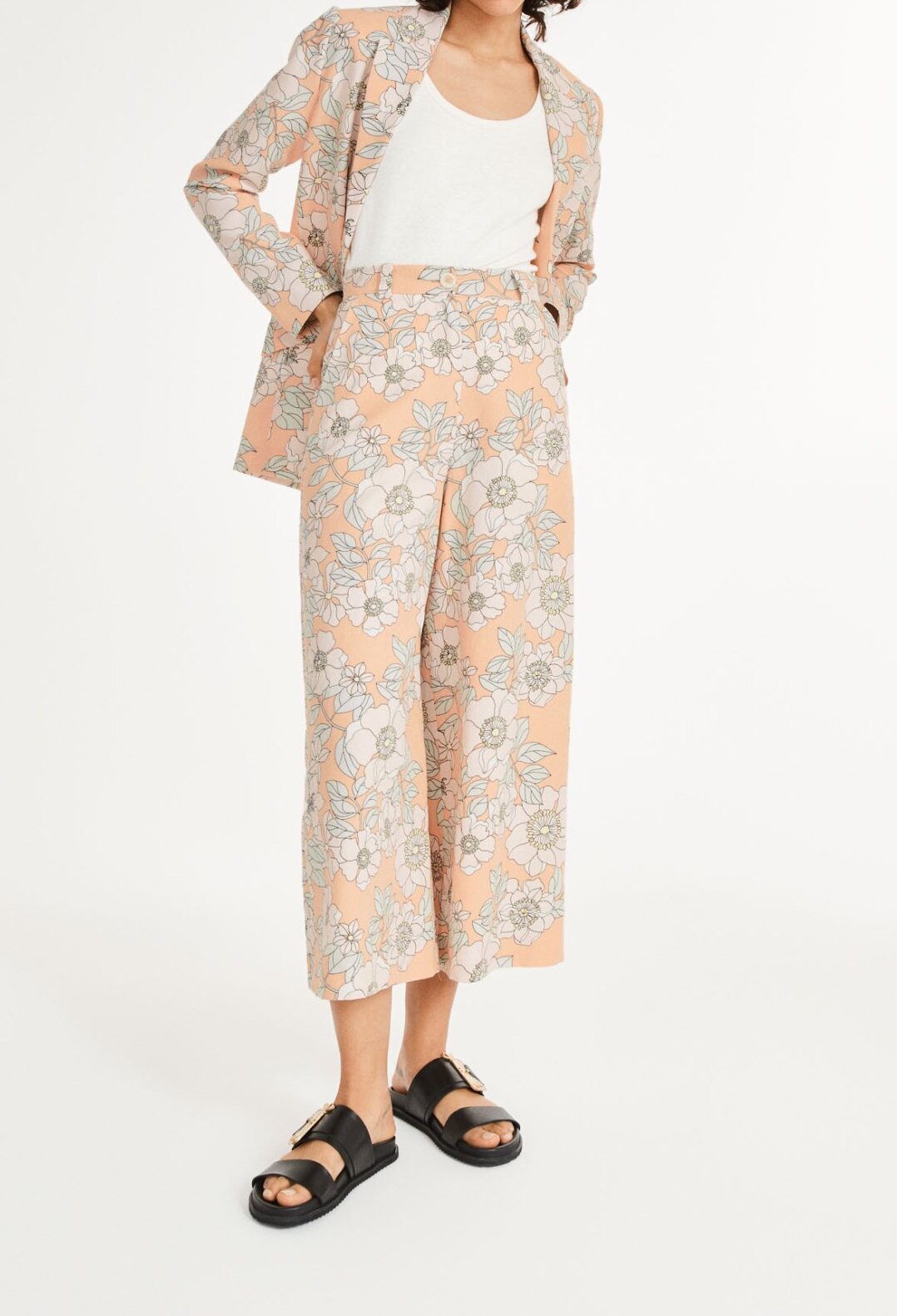 Photo produit Pantalon À Fleurs numéro 1