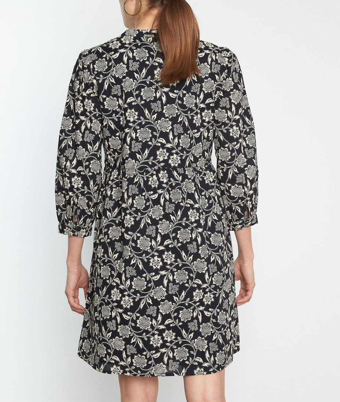Robe courte en coton imprimé noir Calypso Maison 123 seconde main photo 1
