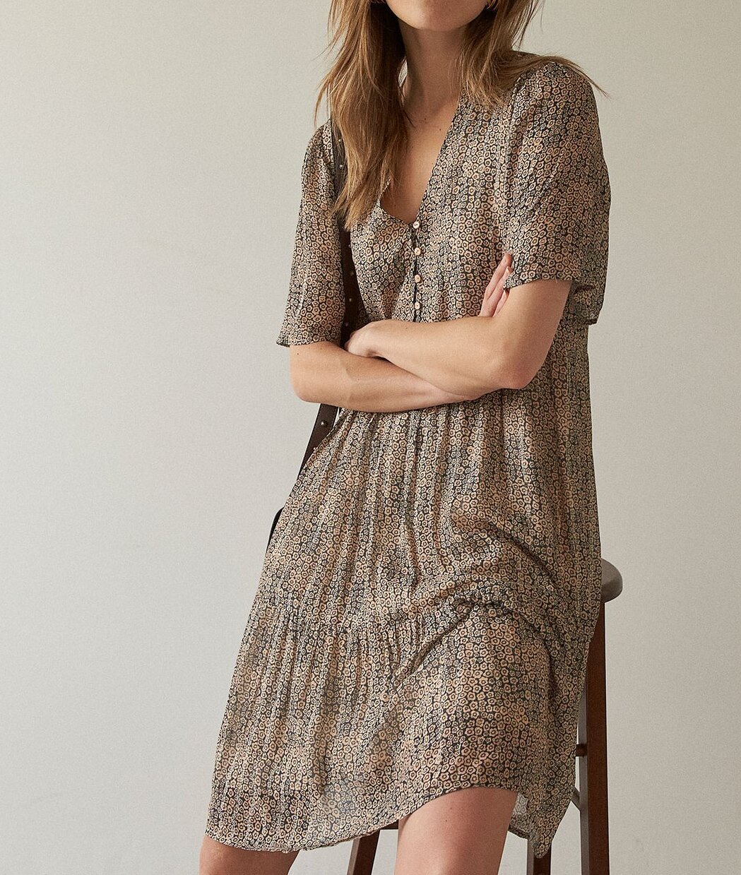 Robe courte imprimée beige Nara Maison 123 seconde main photo 1