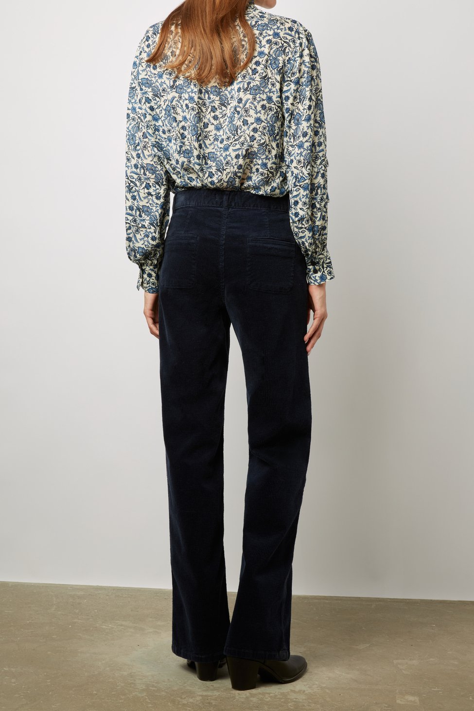 Pantalon flare en velours côtelé - ELVY Gerard Darel seconde main photo 4