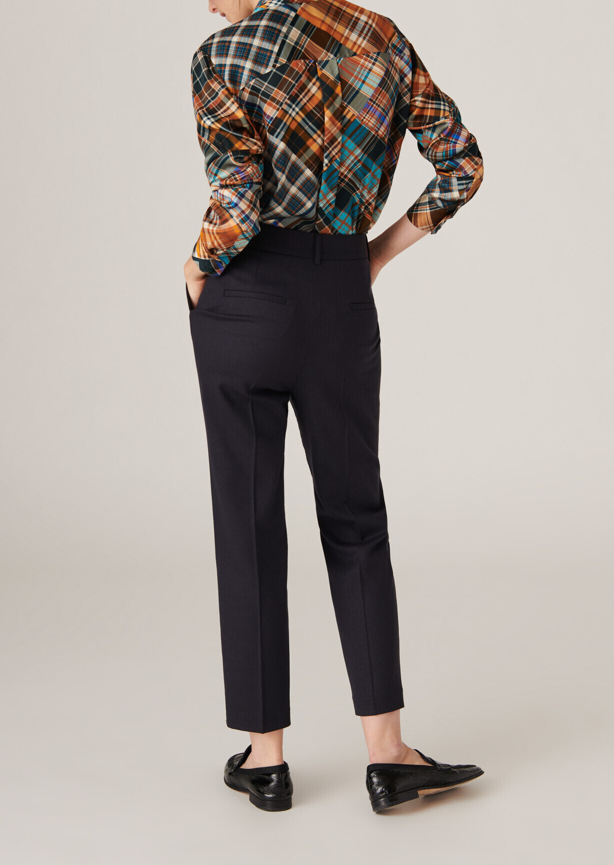 Pantalon Philippine en flanelle stretch bleu nuit Tara Jarmon seconde main photo 3