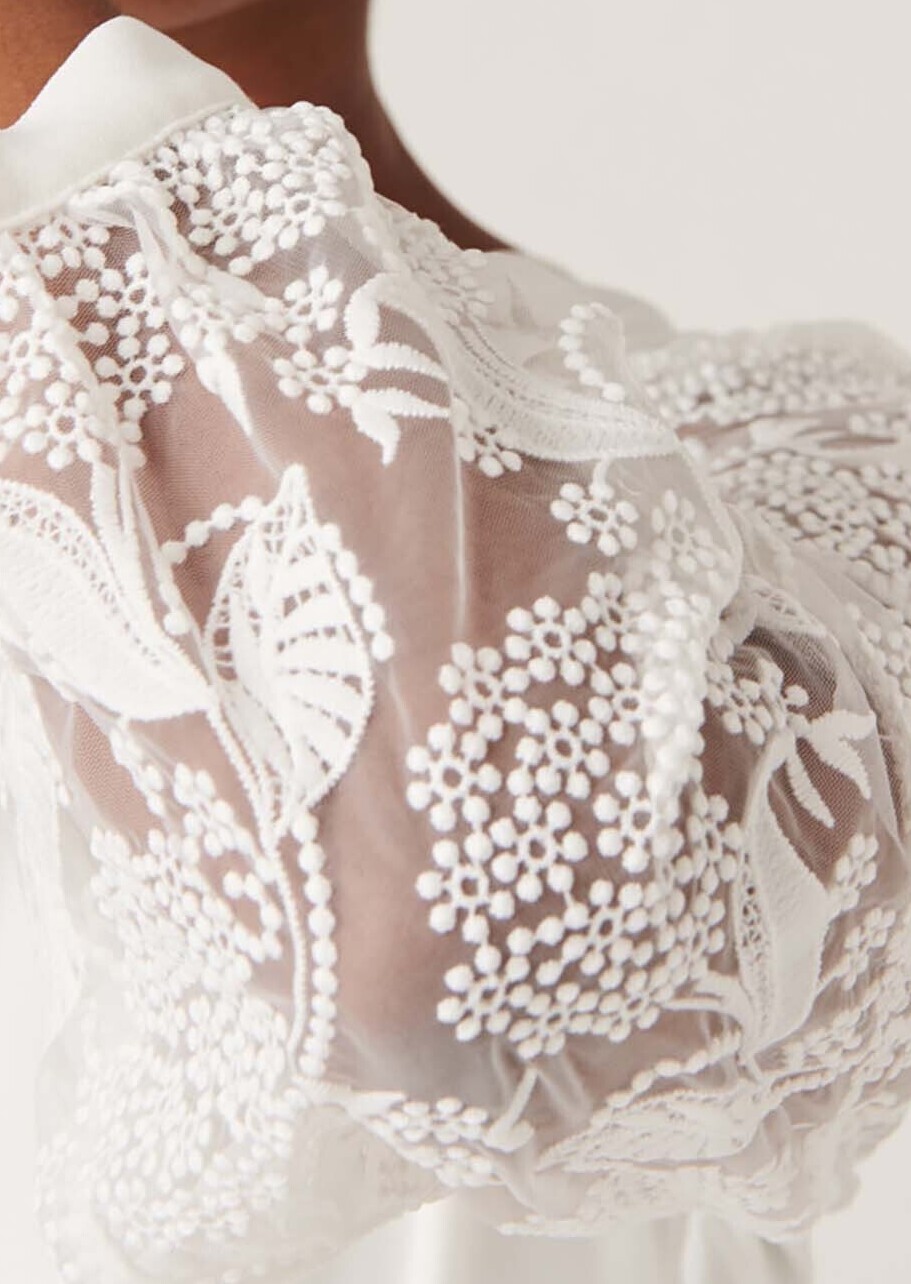 Robe de mariée Rozica en crêpe mat et dentelle Tara Jarmon seconde main photo 3