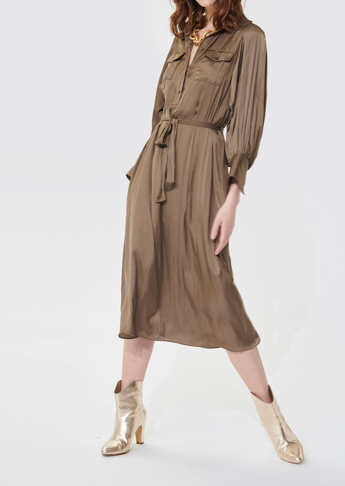 Robe Reynolds kaki en satin crinkle Tara Jarmon seconde main photo 6