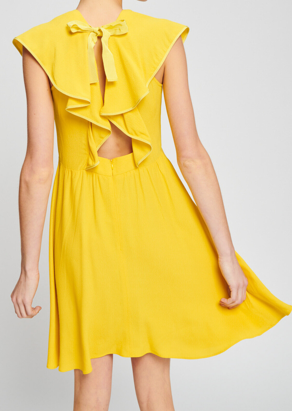 Robe courte en crêpe viscose Tara Jarmon seconde main photo 3