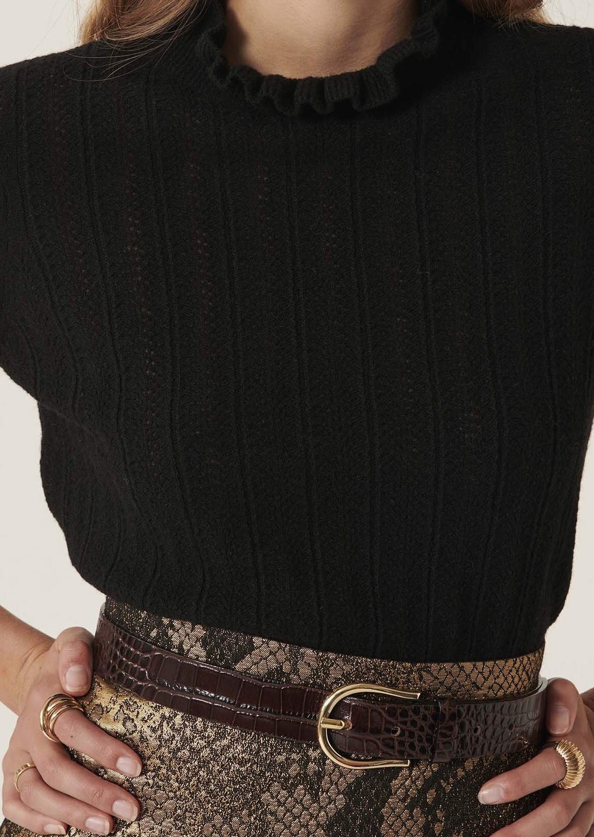 Pull Parigi noir en maille identitaire Tara Jarmon seconde main photo 2