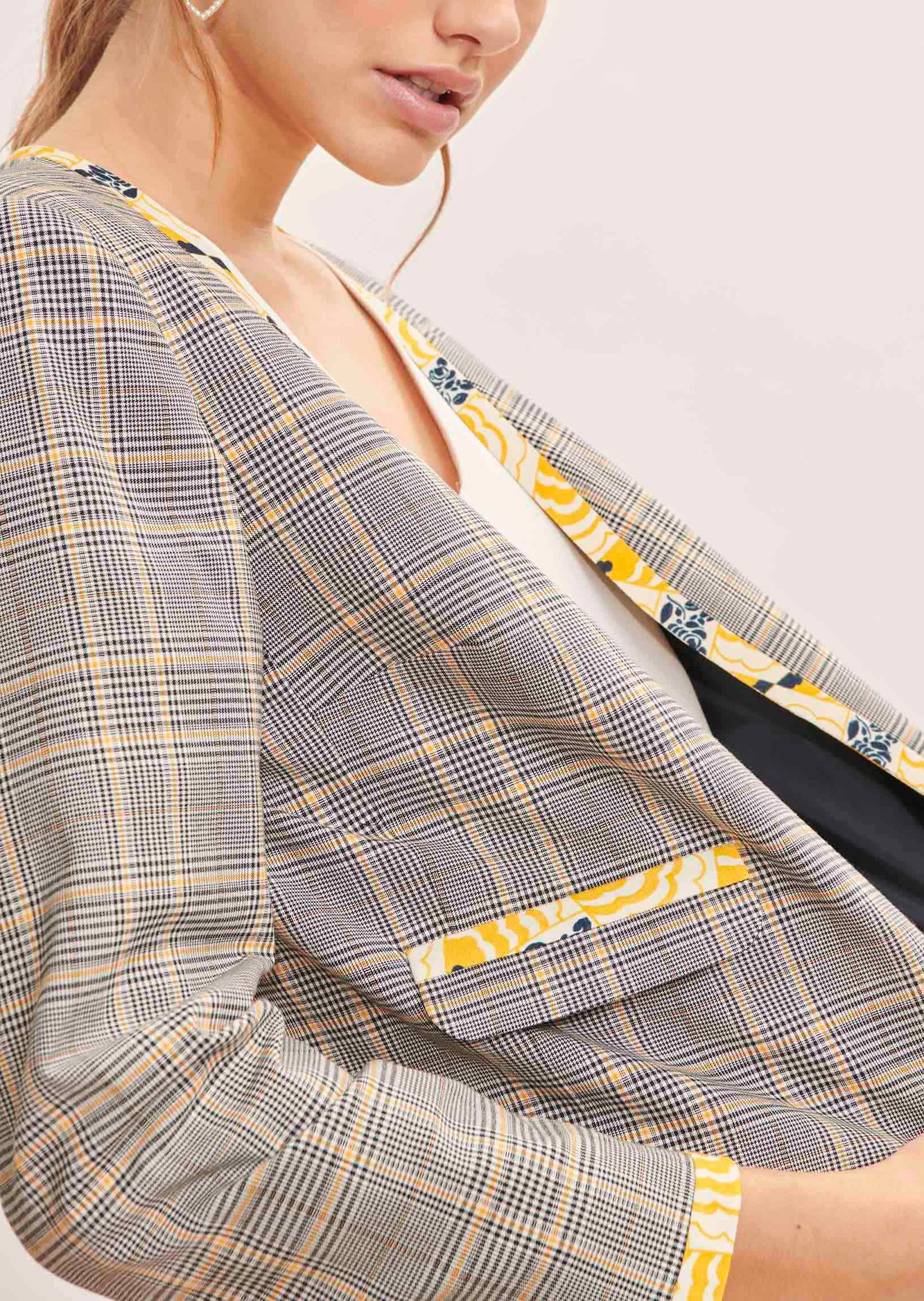 Veste Valoma noire en tartan Tara Jarmon seconde main photo 2