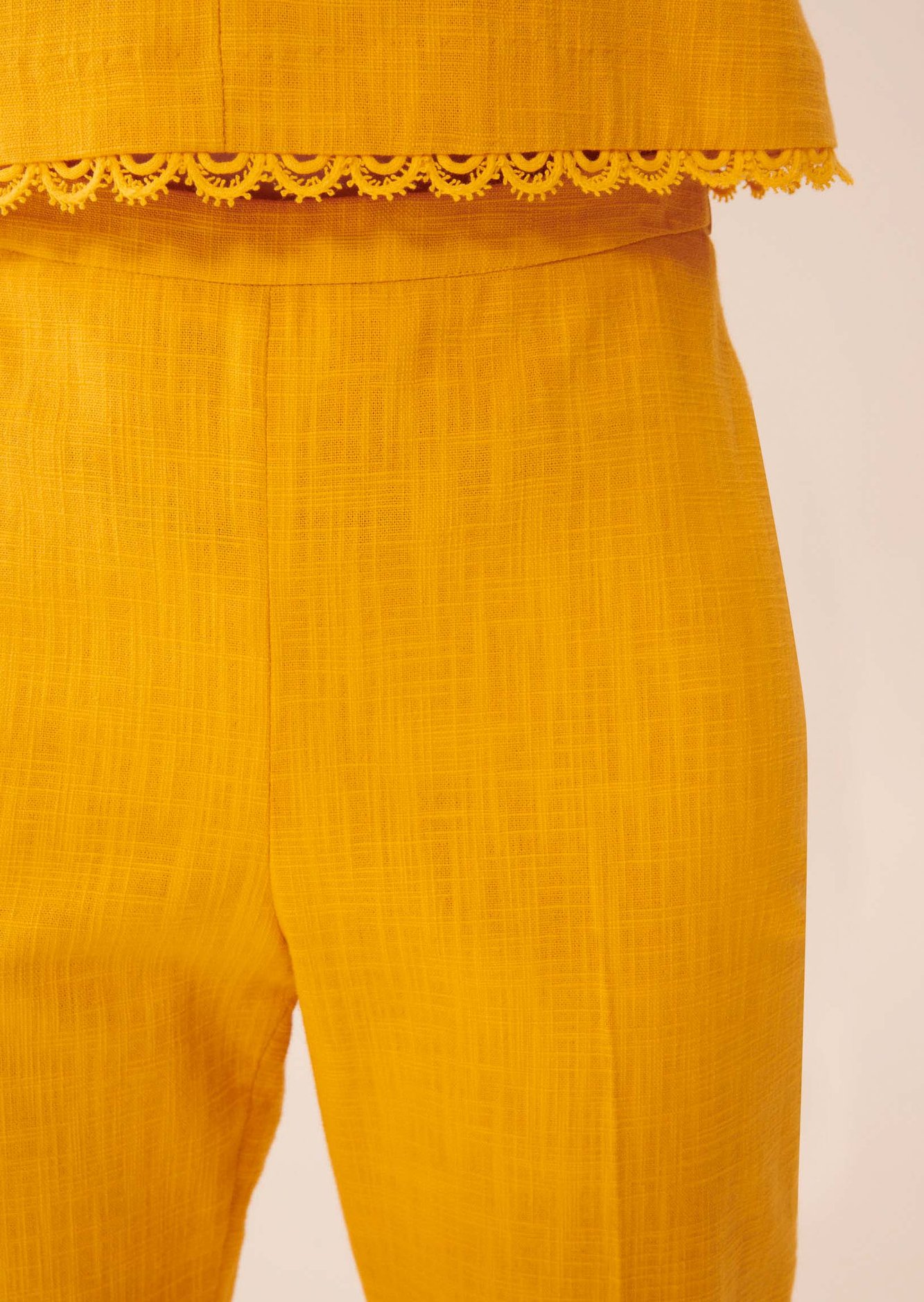 Pantalon Peasi jaune en coton épais Tara Jarmon seconde main photo 3