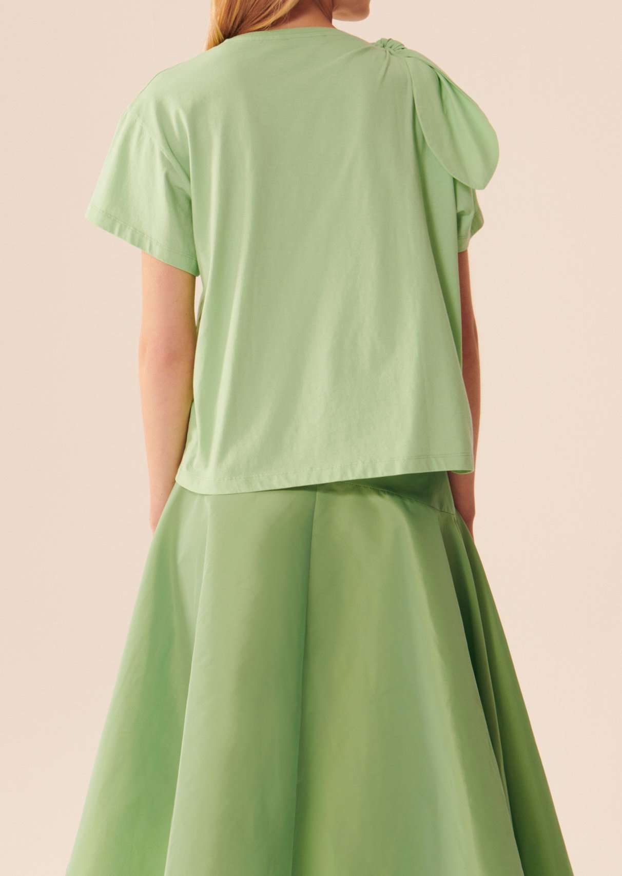 T-shirt Tarabow vert pâle en coton Tara Jarmon seconde main photo 5