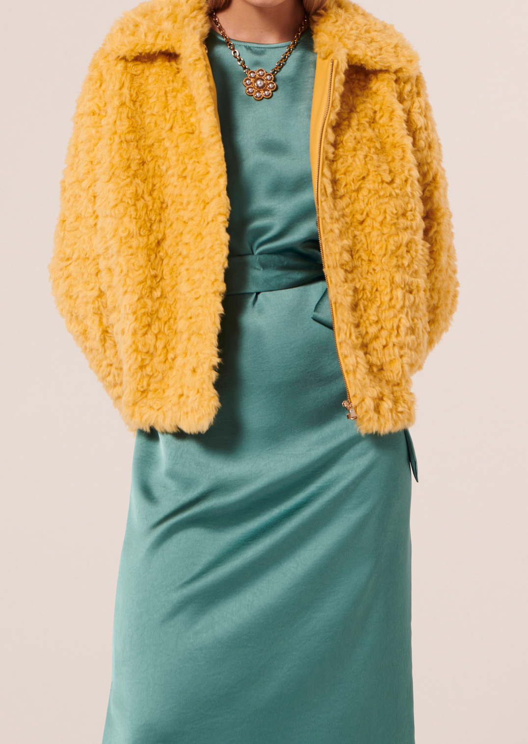 Robe Ruby bleue en satin fluide Tara Jarmon seconde main photo 5