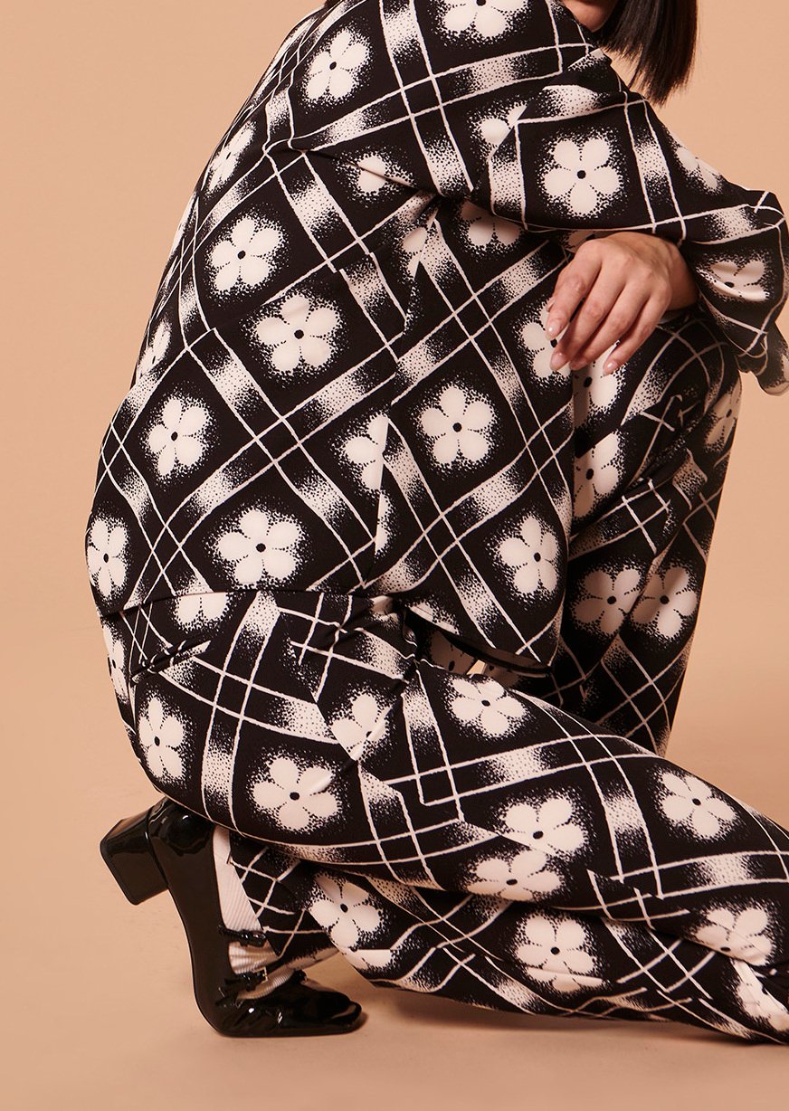 Top Tim noir imprimé à fleurs Tara Jarmon seconde main photo 2