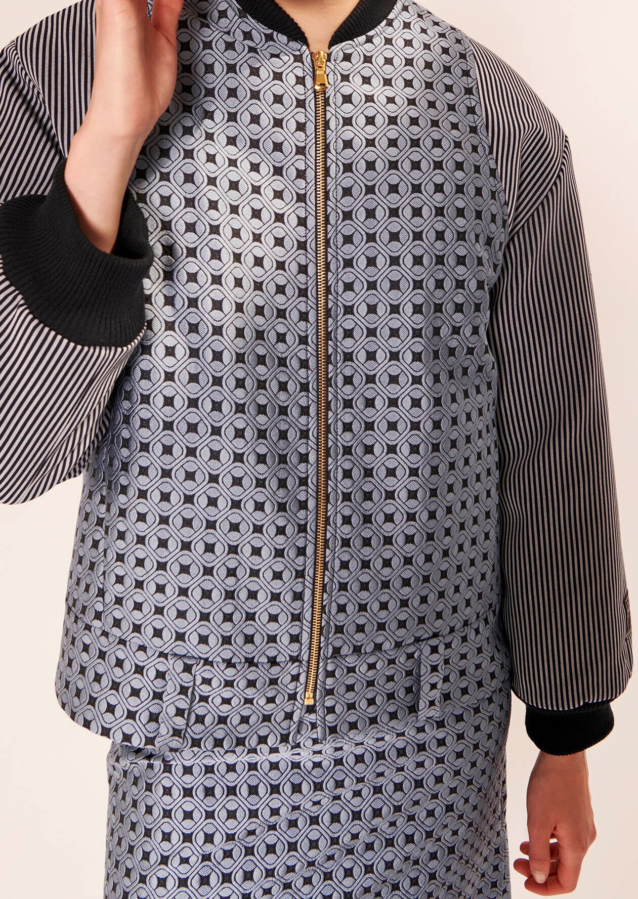 Veste Valeska bleue en jacquard Tara Jarmon seconde main photo 5