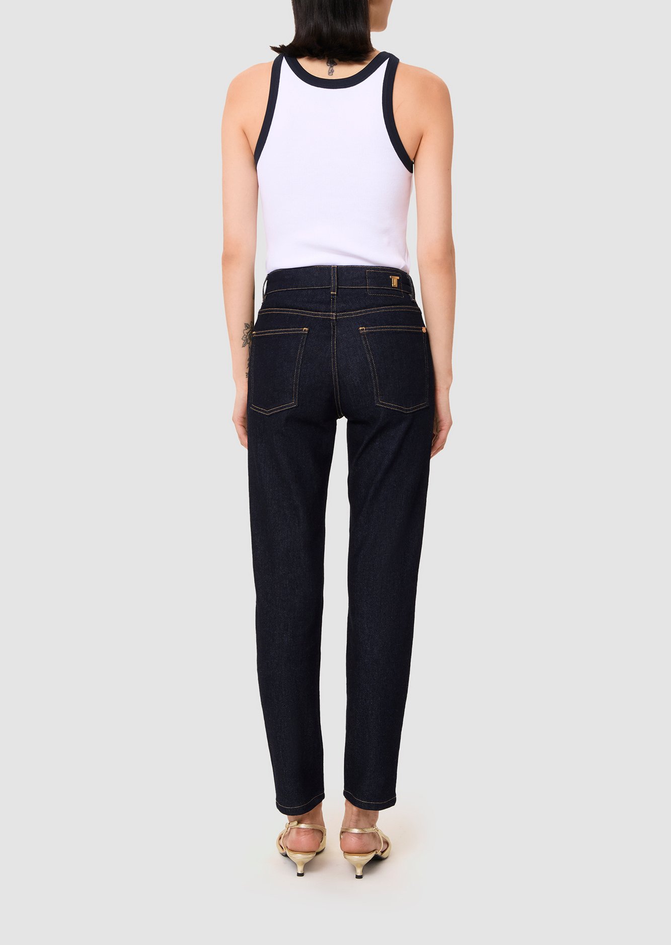 Jean en denim brut John Tara Jarmon seconde main photo 5