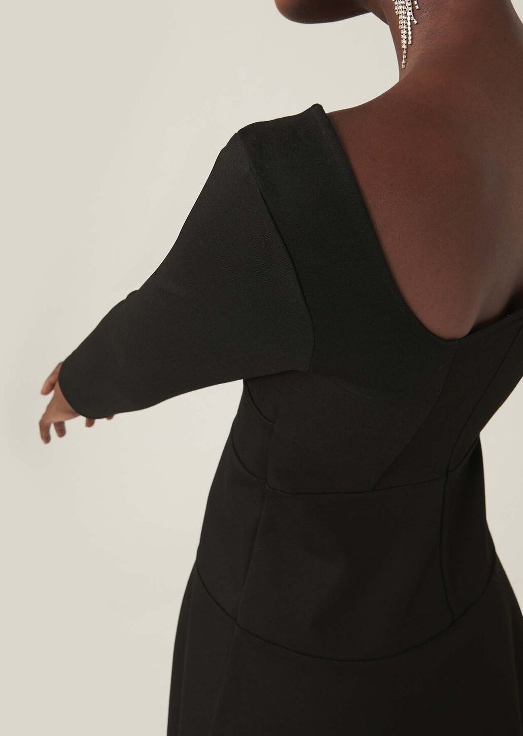 Robe Ranaette noire milano Tara Jarmon seconde main photo 6