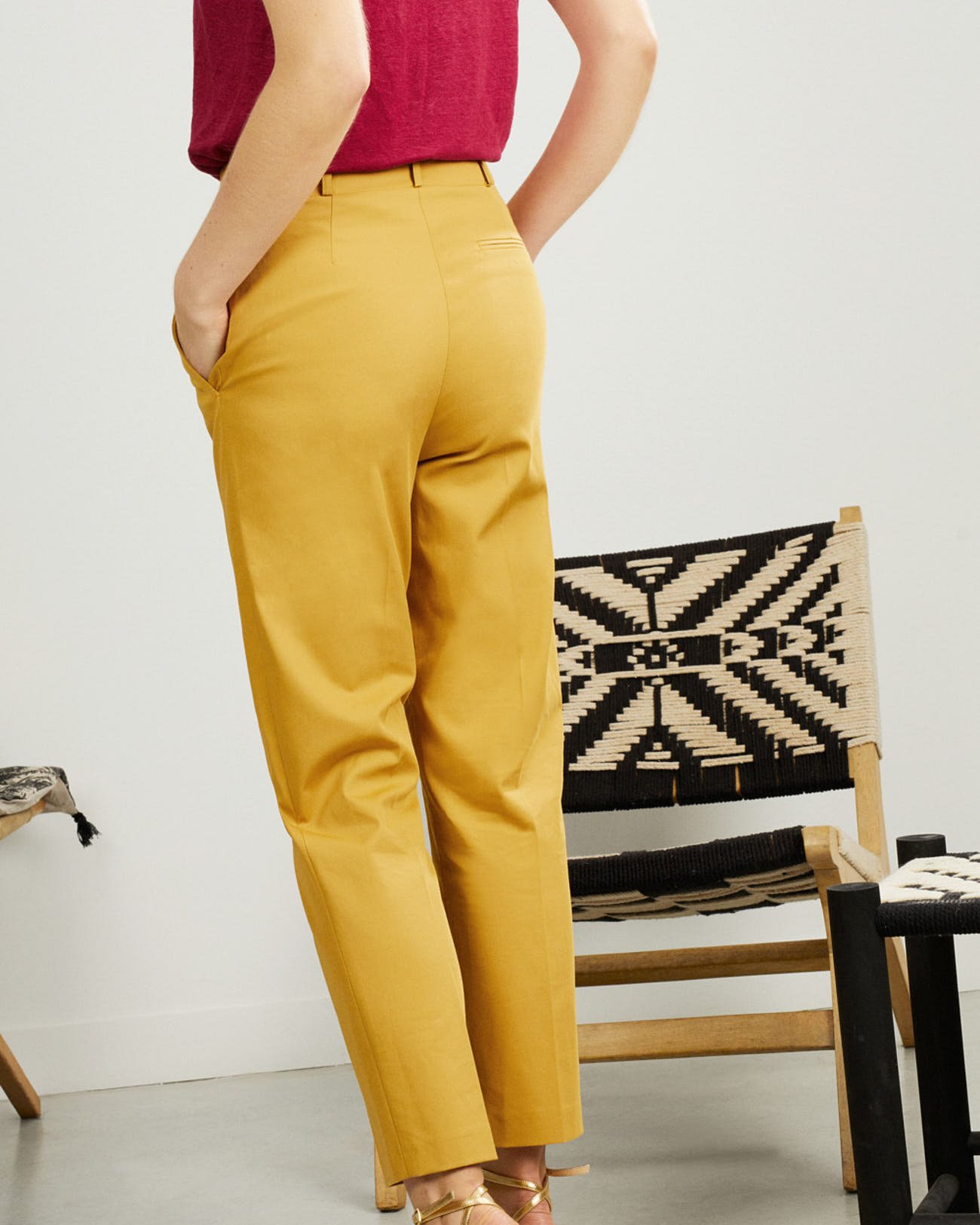 Pantalon Parfait Zapa seconde main photo 3