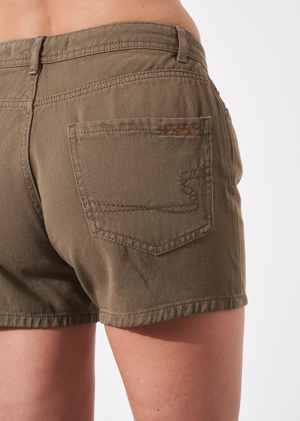 Sic - Short En Coton Cinq Poches Coupe Boyfriend Sud Express seconde main photo 6