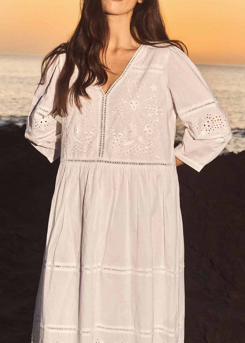 Rosendo - Robe Longue Avec Détails En Dentelle Sud Express seconde main photo 3