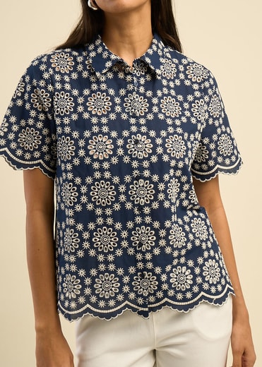 CODERA  -  Chemise manches courtes broderie anglaise contrastée Sud Express seconde main photo 1