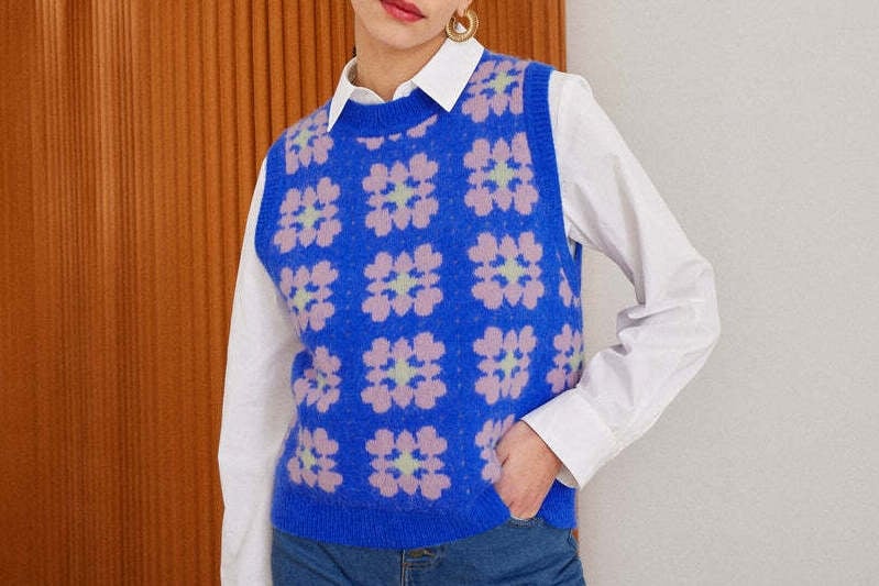 PULL ANÉMONE BLEU ET ROSE Balzac seconde main photo 5